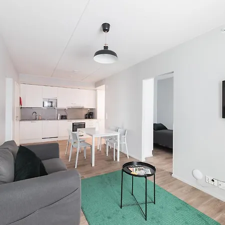 Forenom Serviced Neilikkatie Apartment Vantaa
